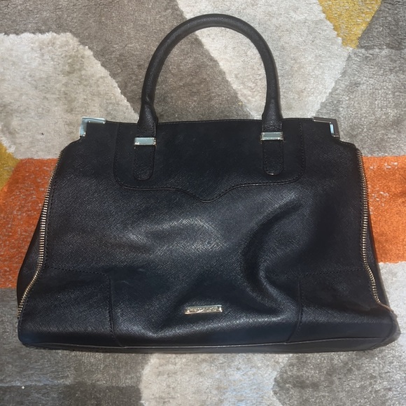 Authentic Rebecca Minkoff Handbag: black with gold hardware - Picture 5 of 6